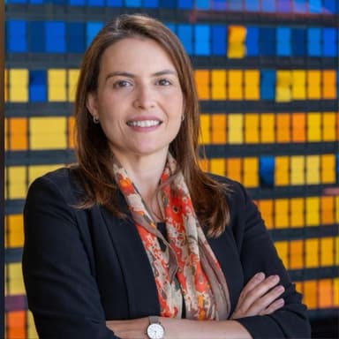 Maria Isabel Perez Headshot